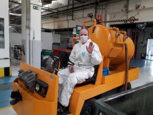 posebna zaščtna obleka